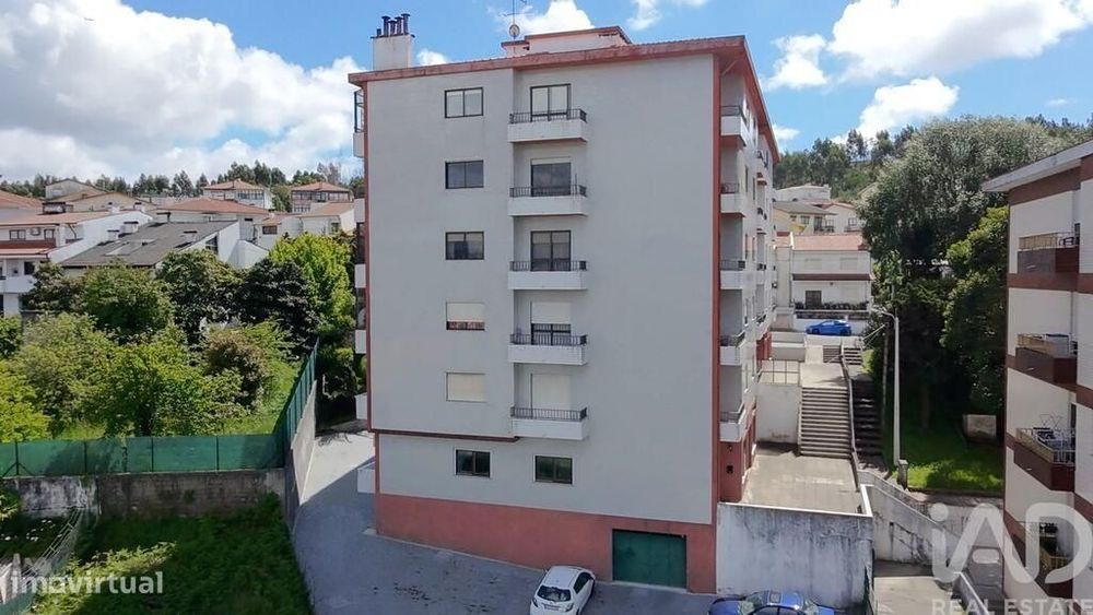 Apartamento T3 em Vilar de Andorinho — Vilar de Andorinho, Porto