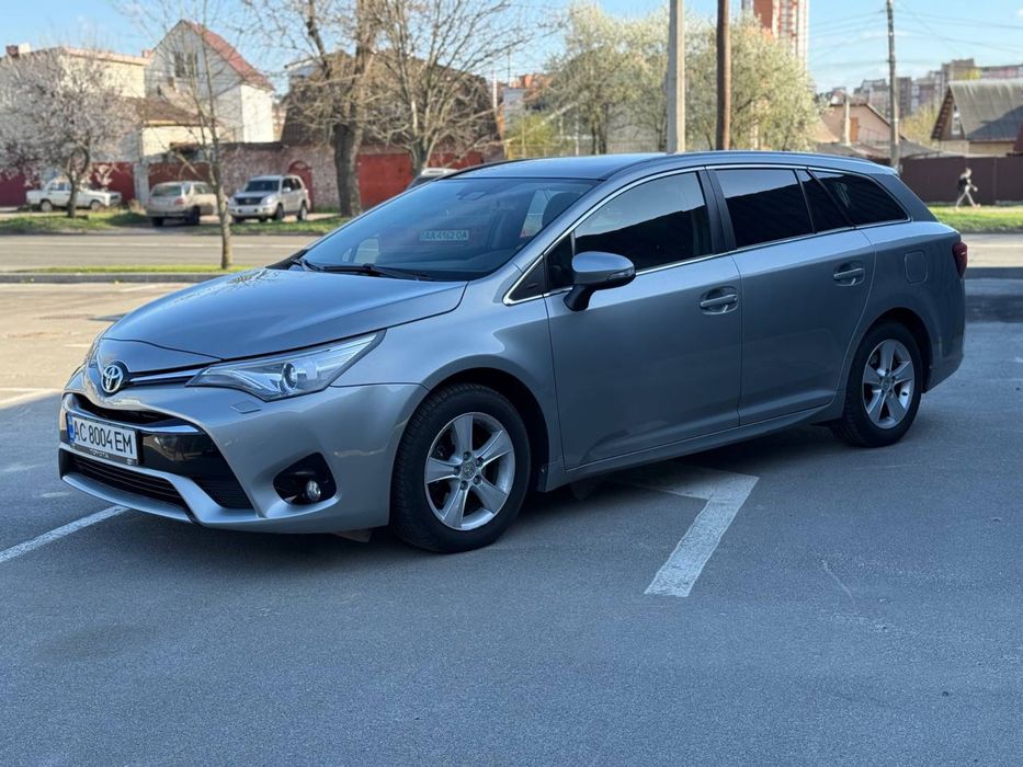 Toyota Avensis 2016