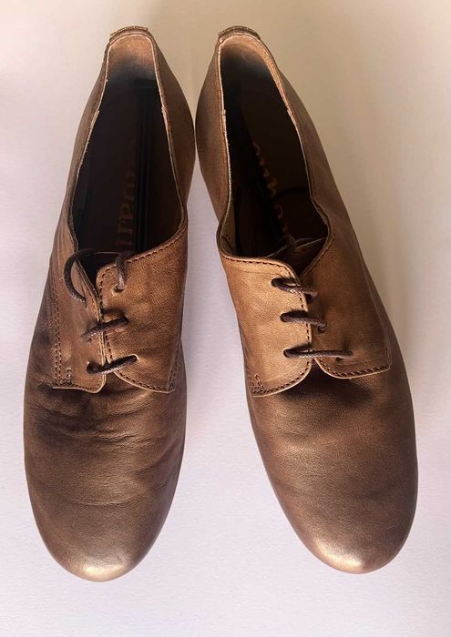 Sapatos Cubanas novos