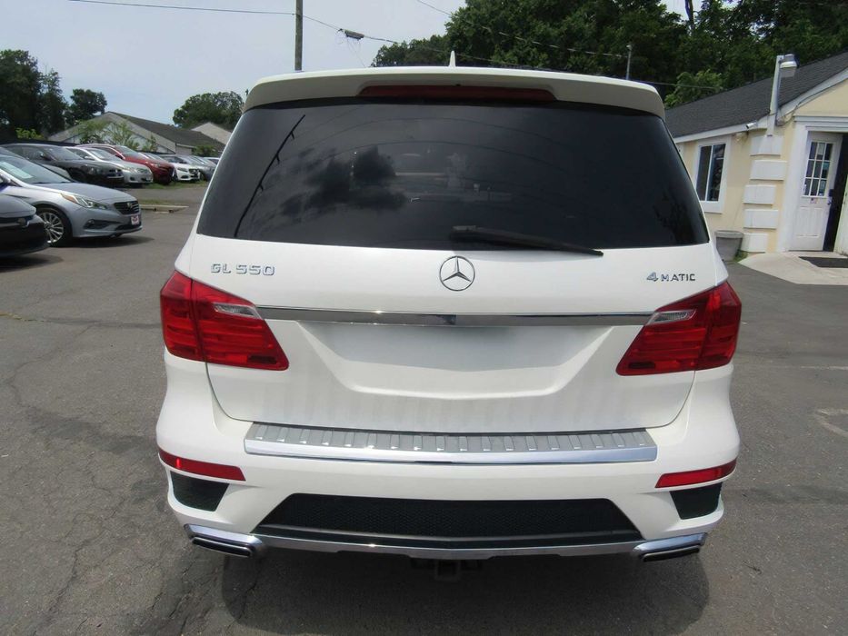 Mercedes-Benz GL-Class GL 550 4MATIC      2015