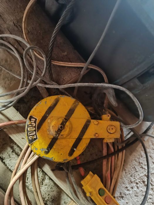 Guincho para ponte ou elevador