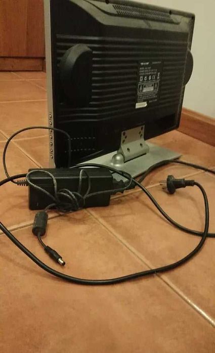 Televisão/Monitor AG (PARA PEÇAS)