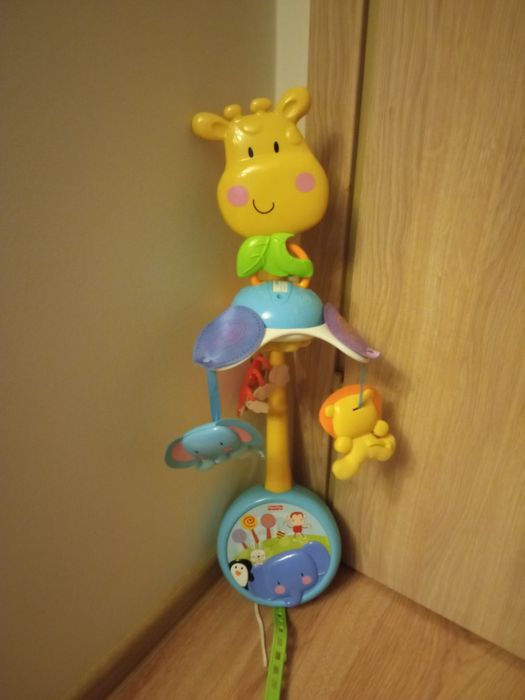 Fisher Price przenośna karuzela z pozytywką żyrafa