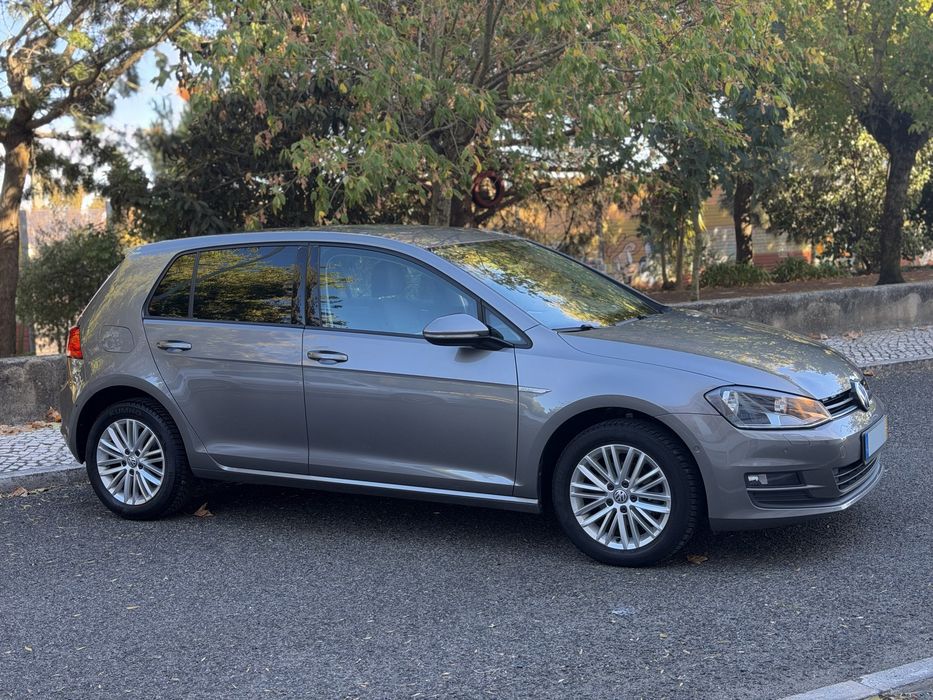 VW Golf 1.2 TSI Cup Edition Bluemotion foto 3