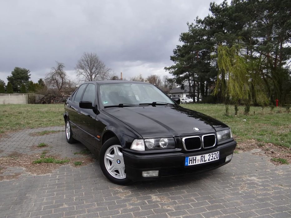 BMW Seria 3 316i*benzyna*klimatronik*el.szyby*grz.fotele*szyberdach*alufelgi