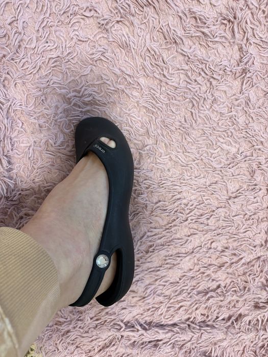 Продам жіночі  балеткі  Crocs Olivia нові розмір 39 ( устілка 25,5-26 см)