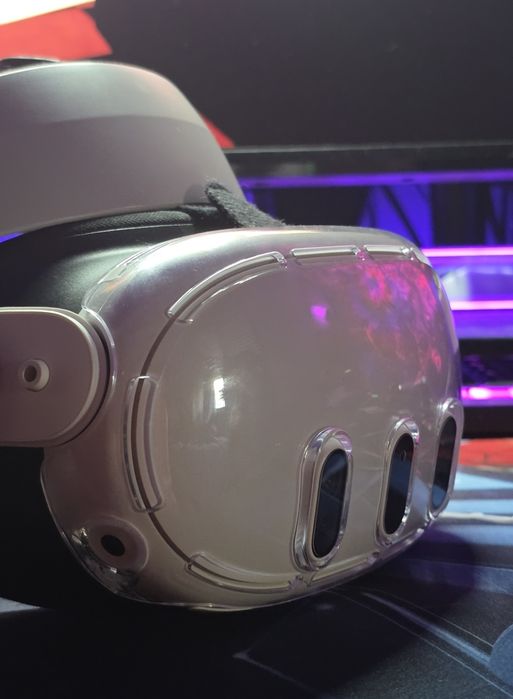 Meta Quest 3  + BoboVR com bateria + kit proteção