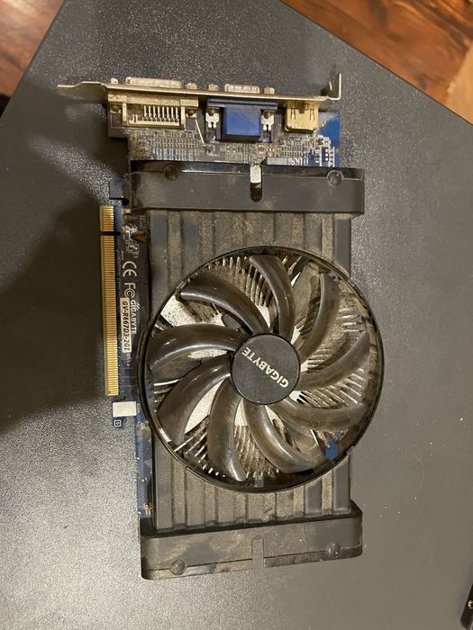 Intel Core i5-3570, Gigabyte Radeon hd 6670, ОЗУ 8 гб по 2 плашки