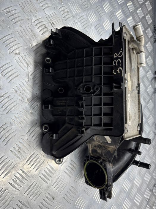 Коллектор впускной колектор vw 1.4  tsi volkswagen golf vi 03c129711ak