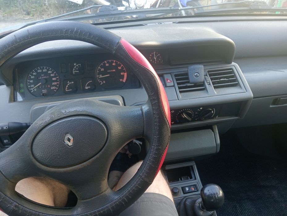 Renault Clio 1000