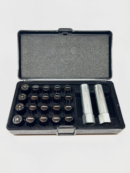 Nakrętki zabezpieczające WORK antykradzieżowe RAYS 326power JDM tuning