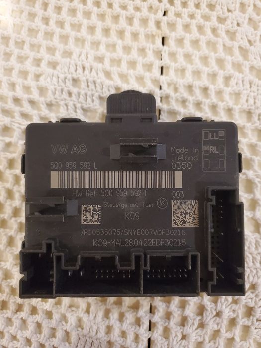 VW AG 5Q0 959 592 L Volkswagen Passat B8 дверь