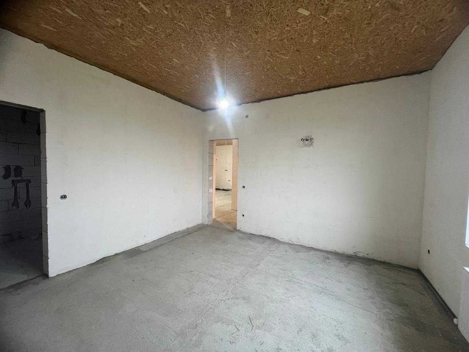 «Дім, де життя починається з усмішки. Заїжджайте — і створюйте  кіно!»