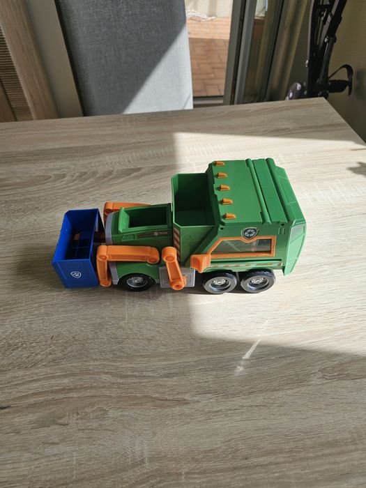 Śmieciarka psi patrol