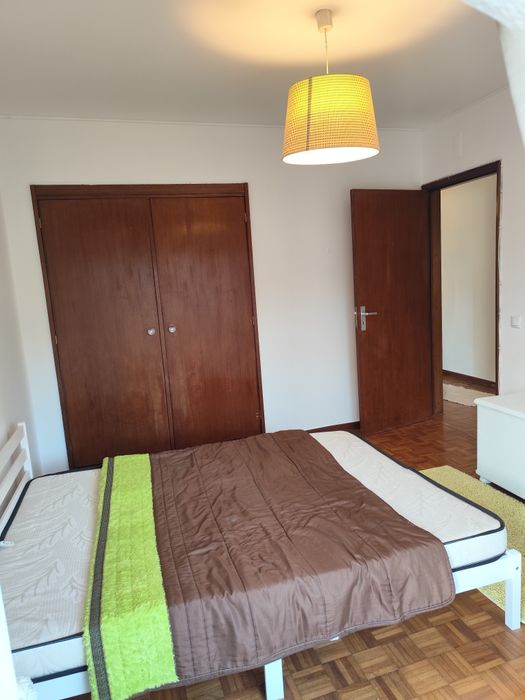 Aluga-se apartamento T3 centro de  Viseu