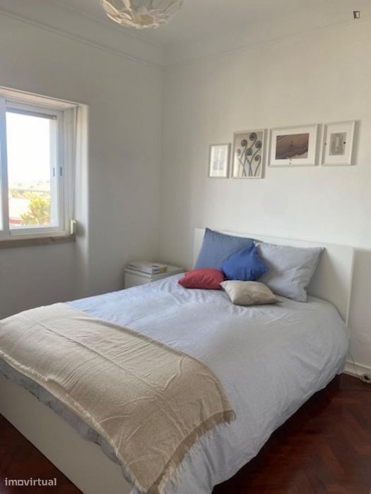 Quarto - localizado em Lisbon