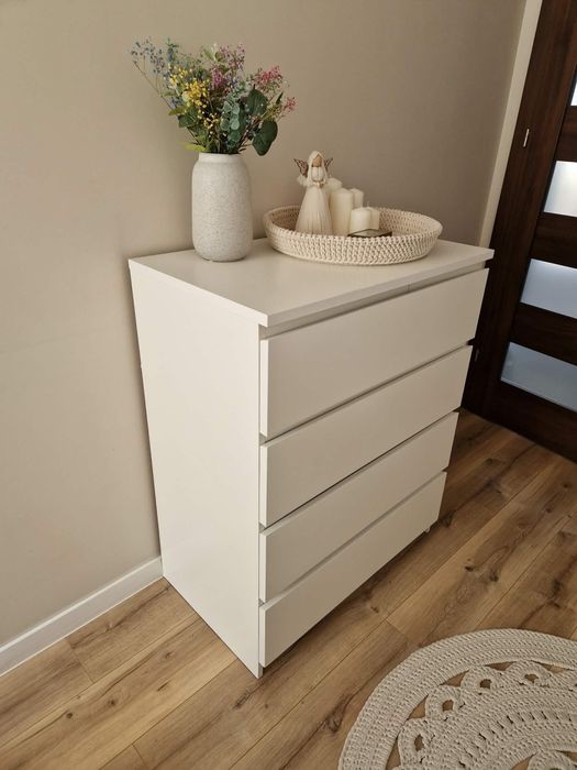 Komoda biała Ikea Malm 80x48 cm.