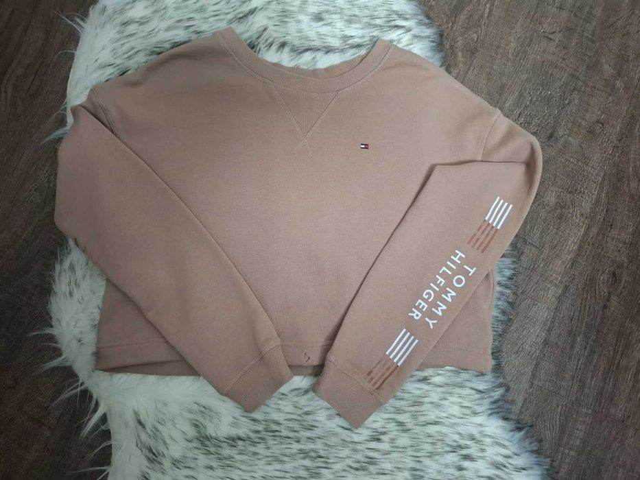 Beżowa krótka bluza Tommy Hilfiger z logo (670)