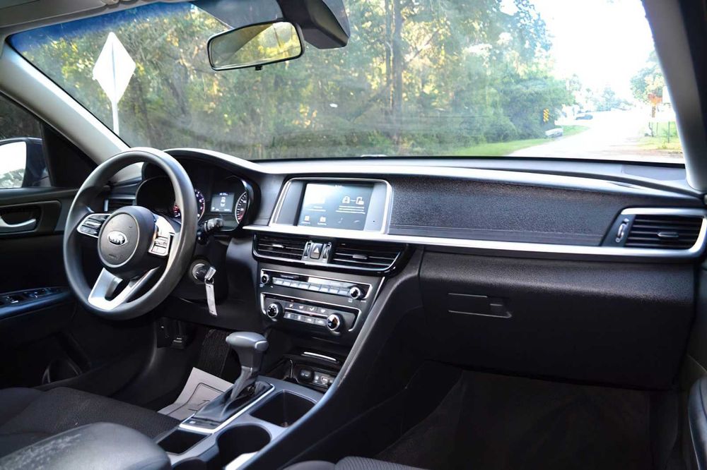 Kia Optima EX      2019