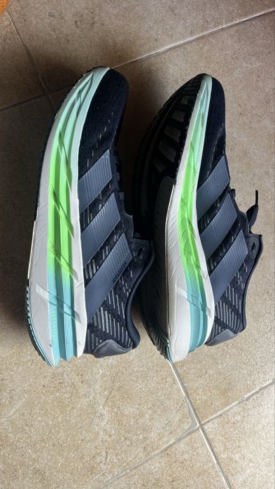 Tenis corrida Adidas adistar 4 semi novos