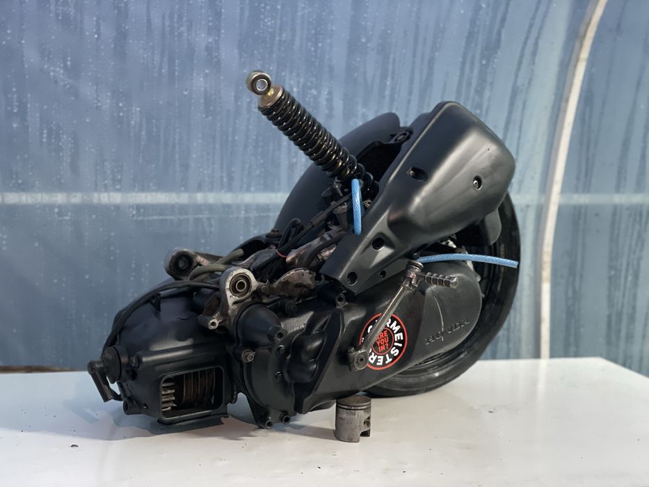 Двигатель в сборе на Honda dio 34