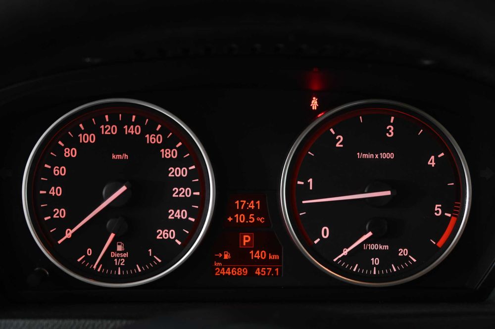 BMW X5 3.0 SD - Caixa Automática, Potente e Confortável