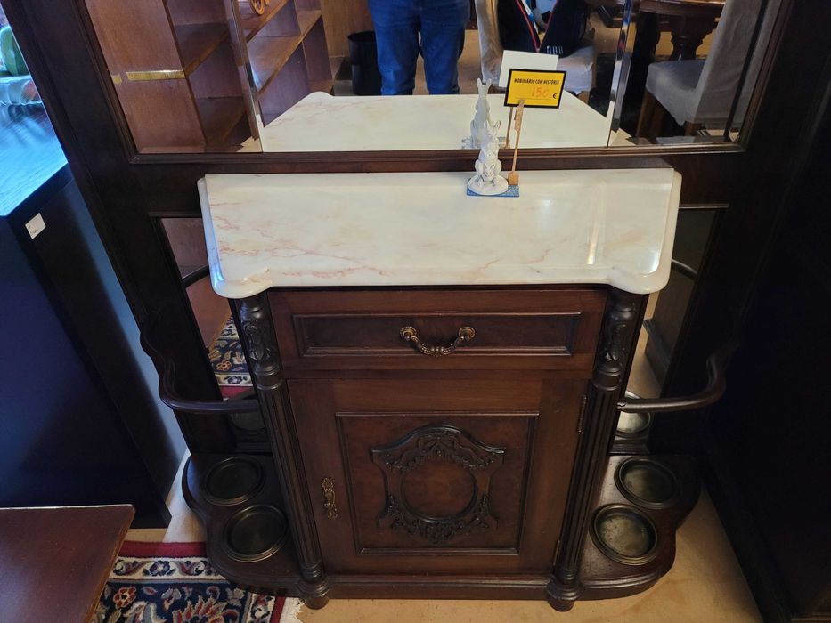 Consola em madeira tampo em pedra e grande espelho - Bom estad