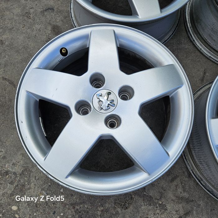 Alufelgi 15 Peugeot 207 Partner 308 Peugeot 307 Peugeot 206 4x108 ET23