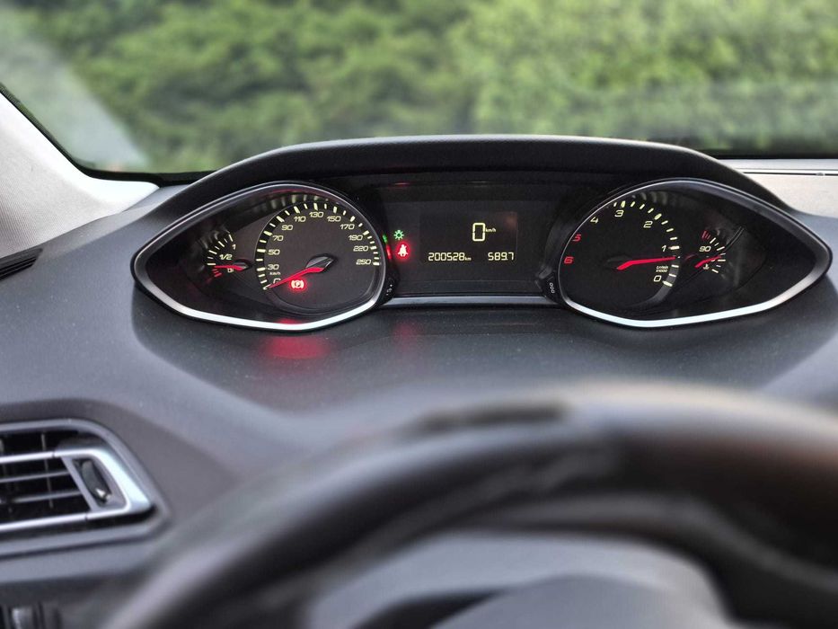 Peugeot 308 1.6