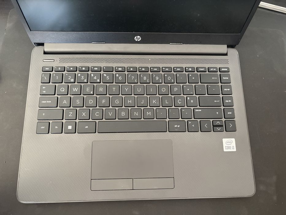 HP 240 G8 Notebook