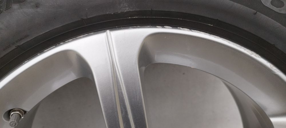 Jantes 17" 5*112 originais Mercedes com pneus Pirelli