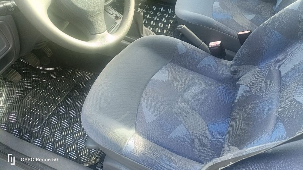 Renault Clio — fotografia 3