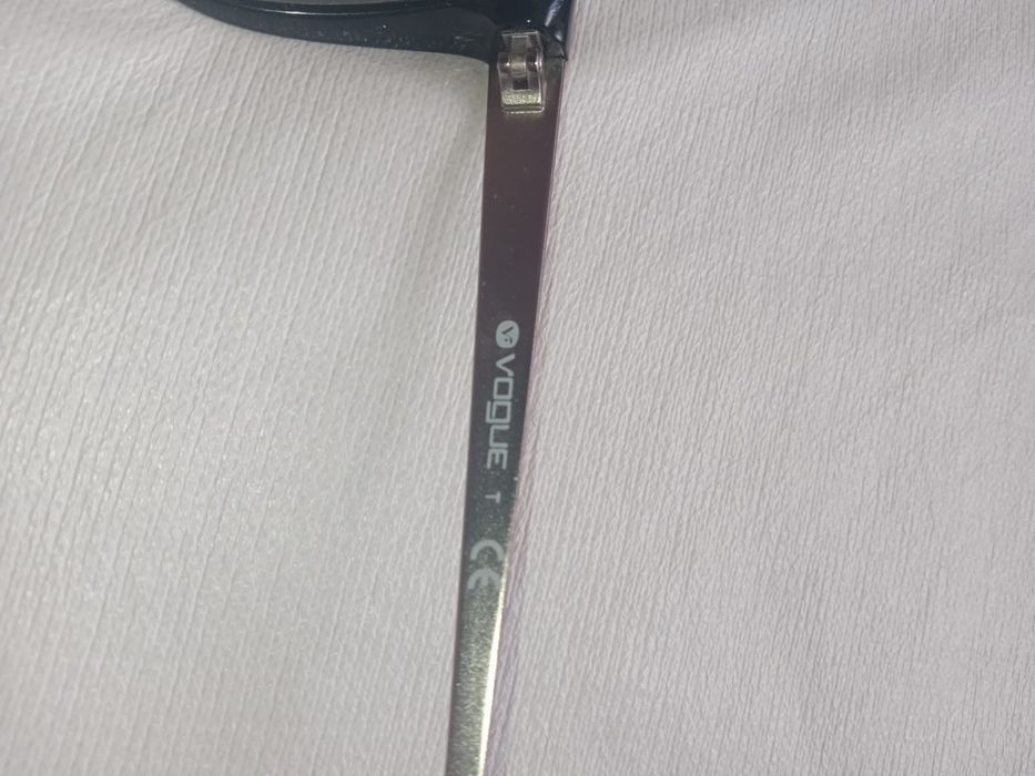 Продам рамку під лінзи