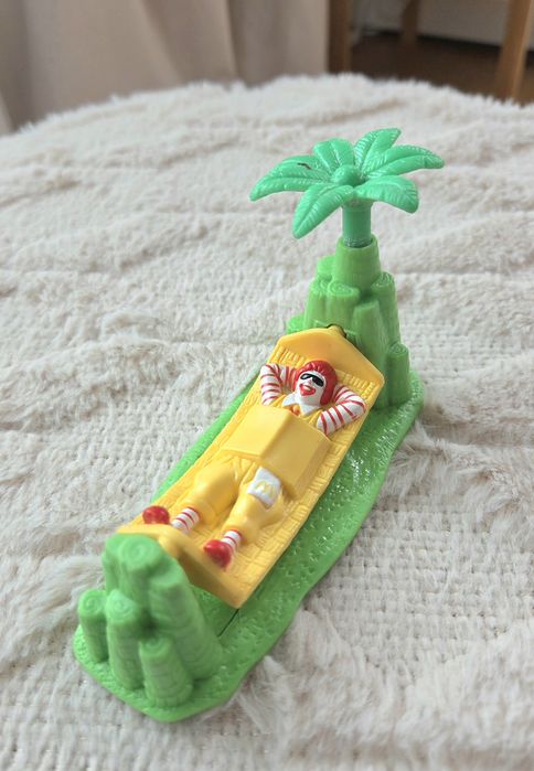 Figurka Ronald McDonald w hamaku McDonald's 1996 vintage
