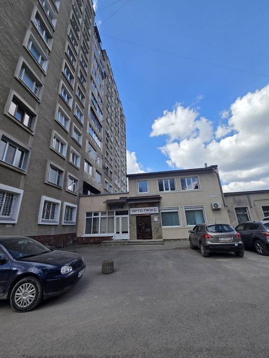 2-кімнатна по вулиці Г.Хоткевича