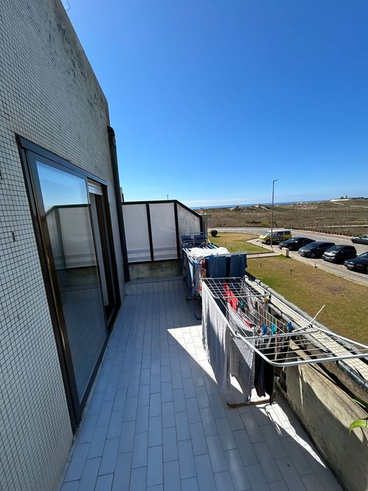 Suite e Quarto Casal em T3 300€ - com piscina junto à  paria
