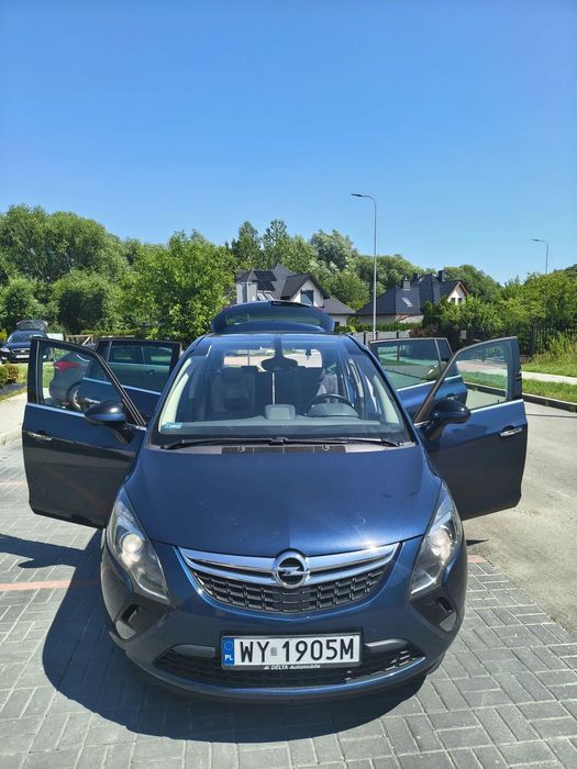 Opel Zafira OPEL Zafira C 1.4T LPG-BRC, Hak, Panorama, 7-os