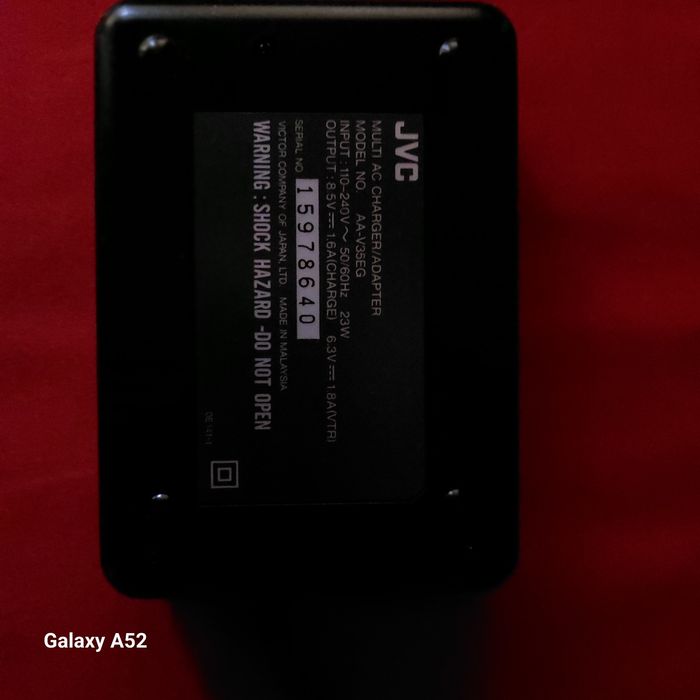 Зарядное устройство JVC JAPAN 2 аакумулятора