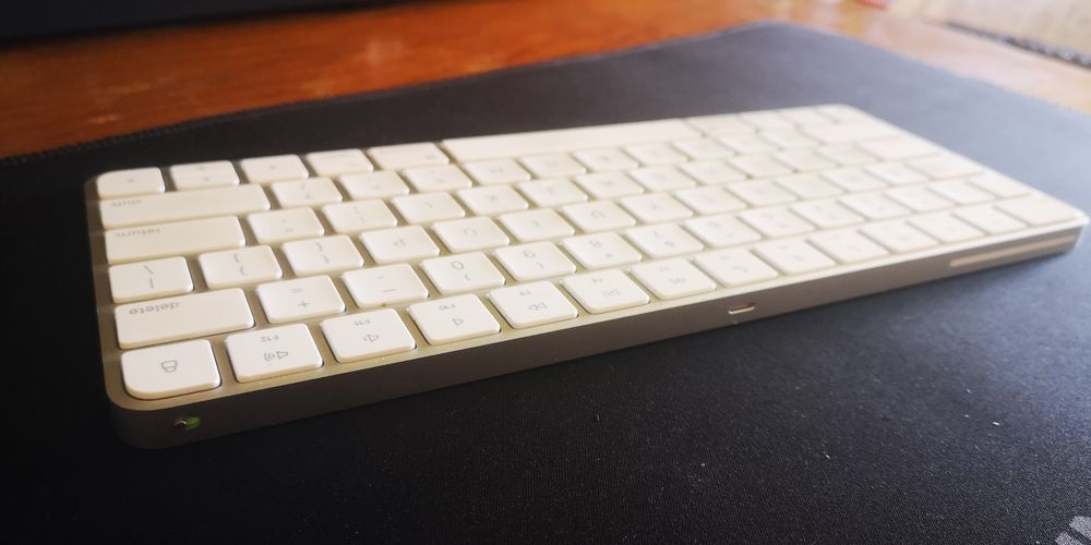 Apple Magic Keyboard445677043388272642