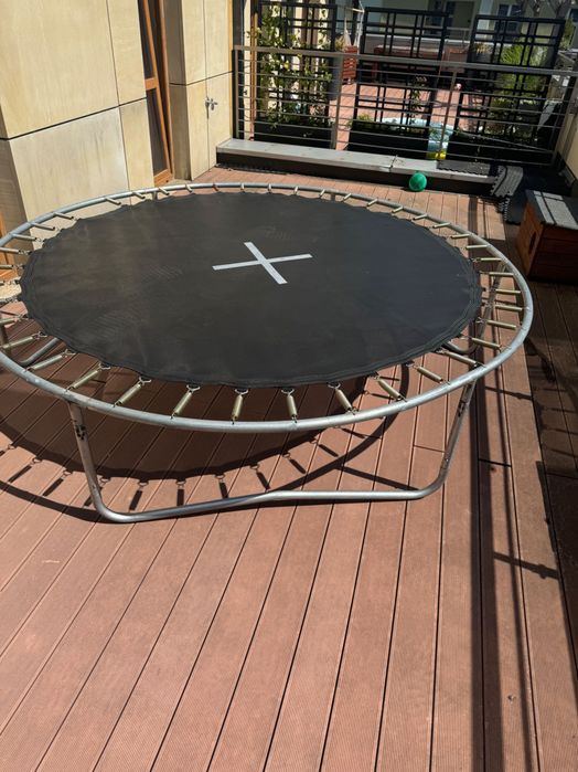 Trampolina bez 190 cm średnica