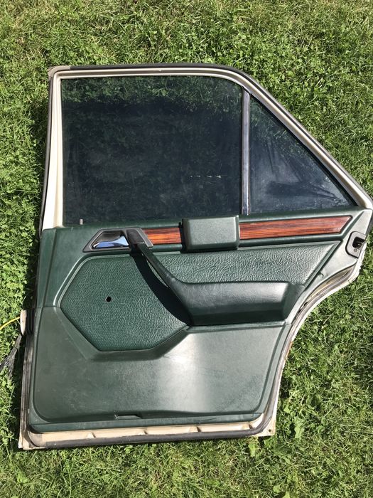 Двері Mercedes w124