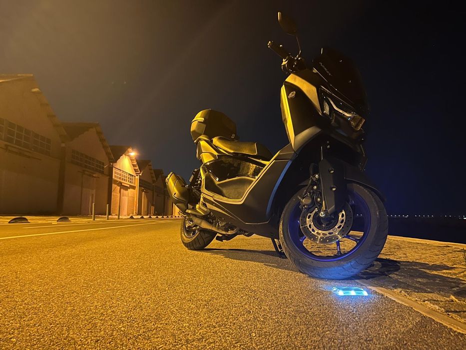 Nmax 2025 ótimo estado