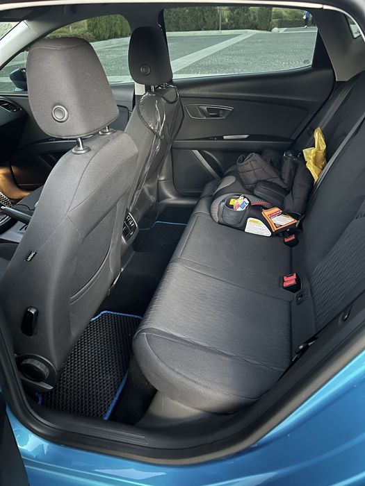 Автомобіль SEAT Leon 2015 року
