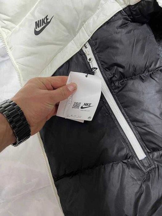 Пуховик NIKE STORM-FIT чорний-хакі / куртка зимова Найк