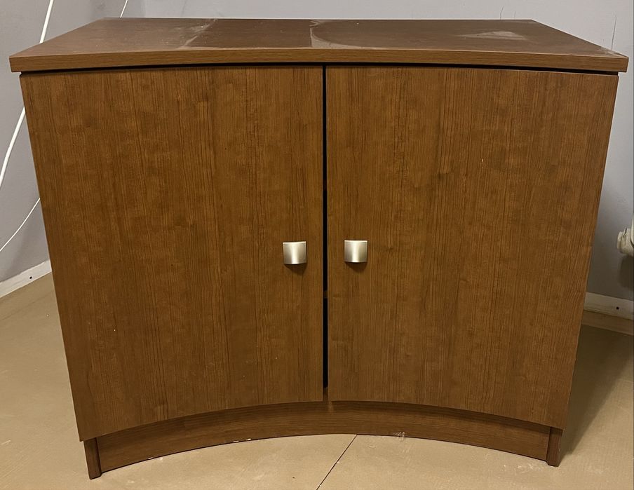 Szafka stan bdb (plus komplet)