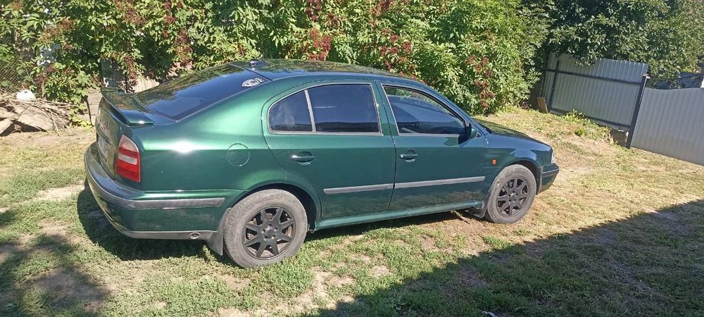 Продам Шкода Октавія 1,8 на повному ходу