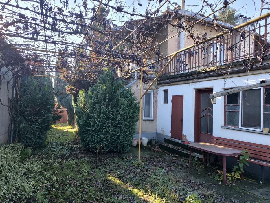 Продається будинок в центрі м.Берегове.