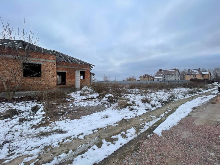 Дом-190 метров. Участок 24 сотки. Есть 25 кВт. Дударков. Без %