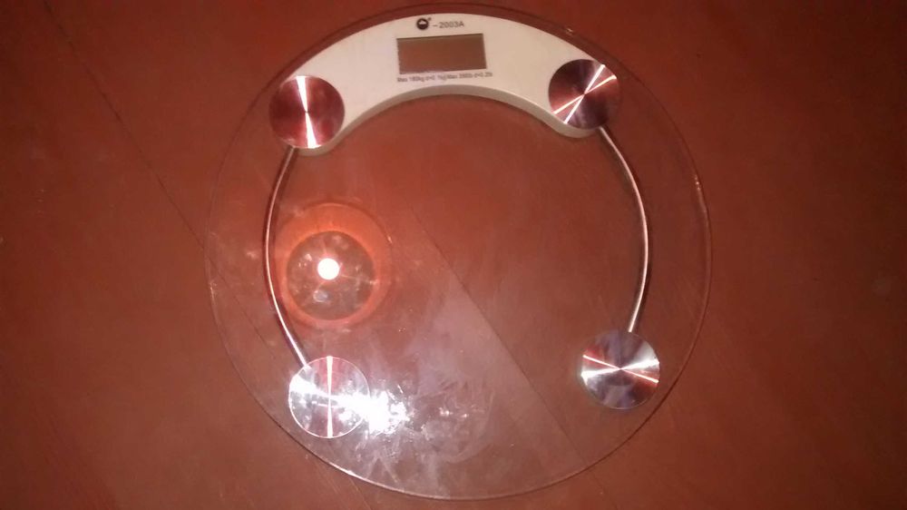 Весы напольные стеклянные AT-2003A, бу, под ремонт или детали