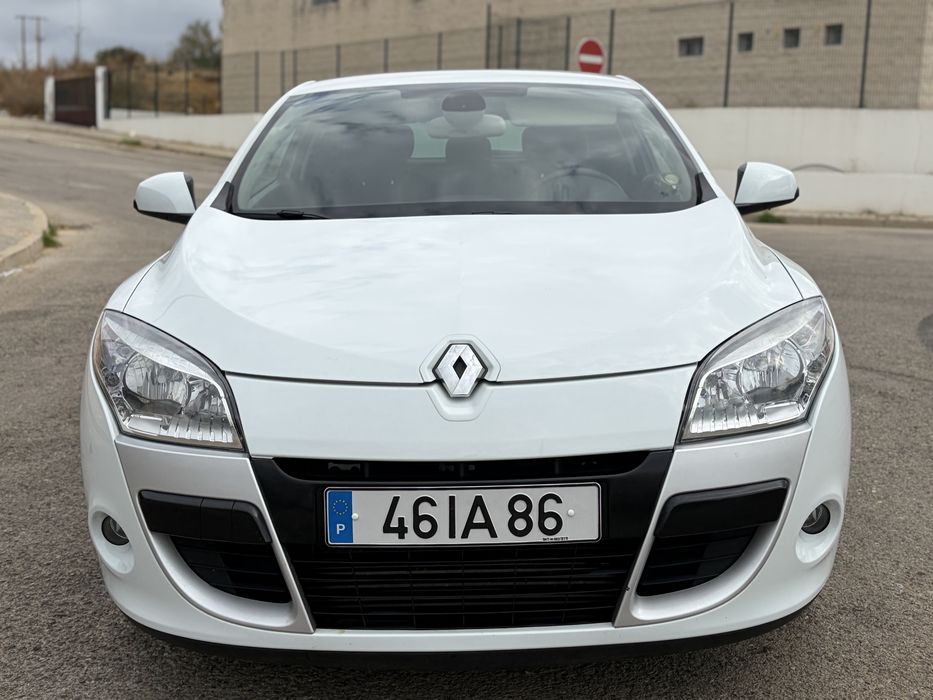 Renault Megane Coupe 1.5DCI 110cv Dynamique S Nacional em estado Irrepreensível como Novo foto 2